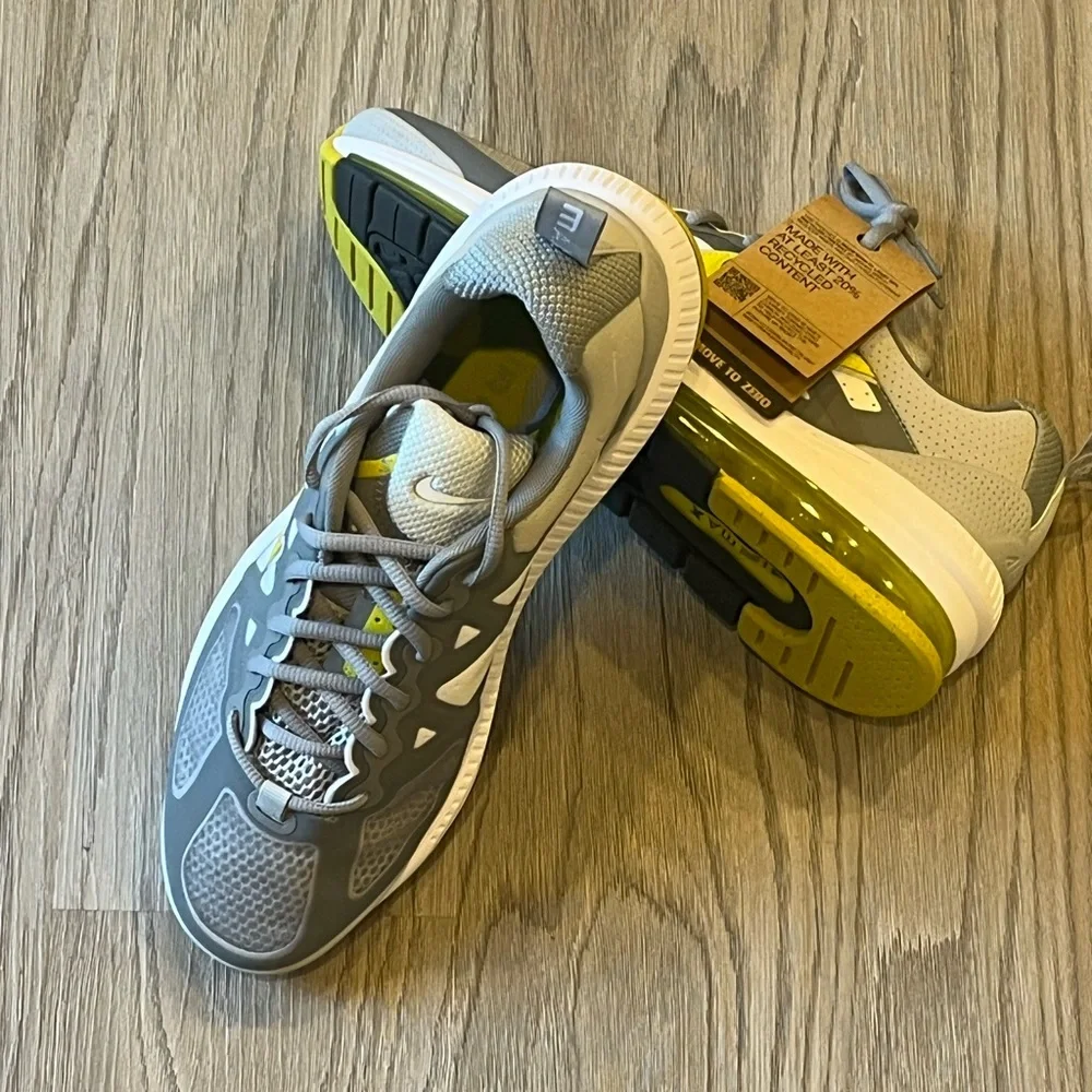 Nike Air Max Genome size 9.5 and 11 US - Picture 3 of 12